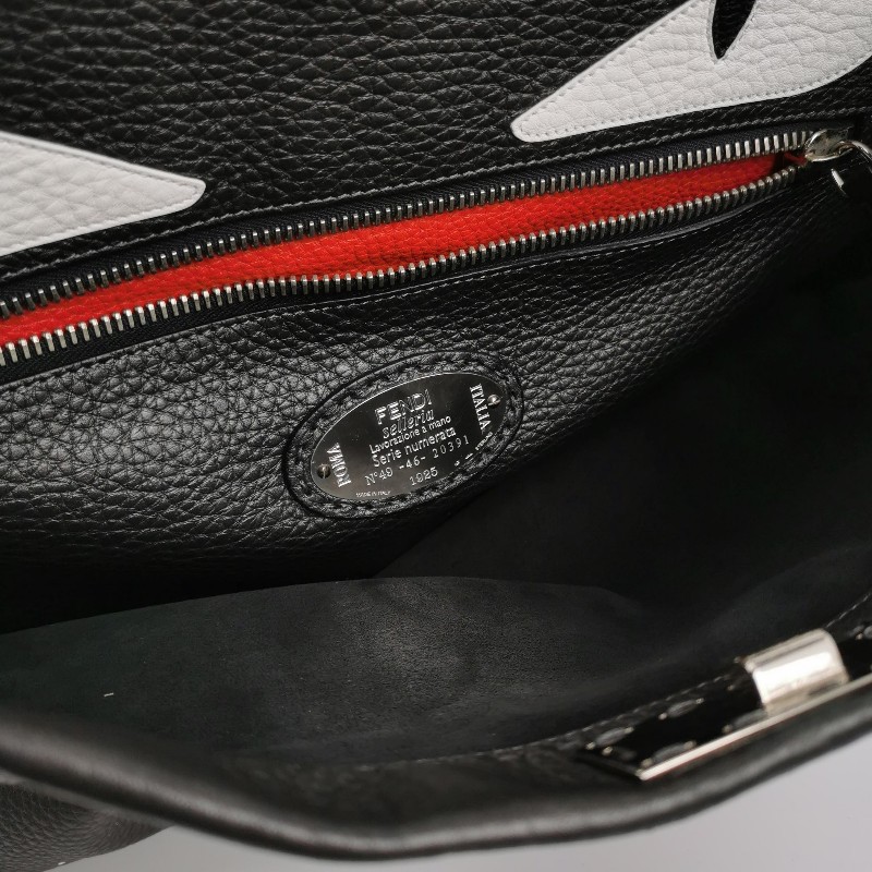 Fendi Peekaboo躲貓貓大號牛皮小惡魔圖案扭鎖單肩包。-7