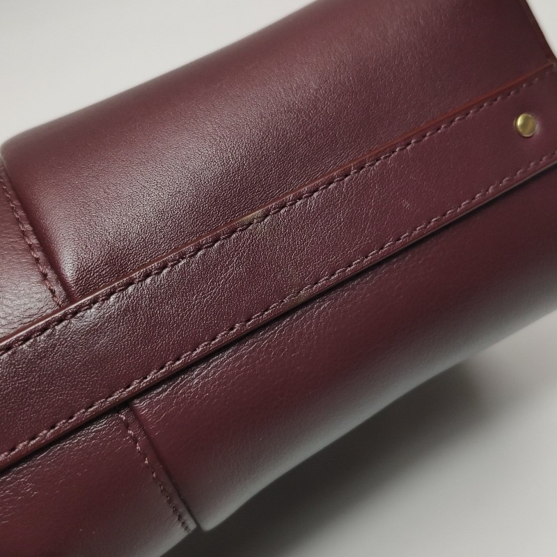 Chloe Roy小號牛皮純色穿孔圓環斜背包-19