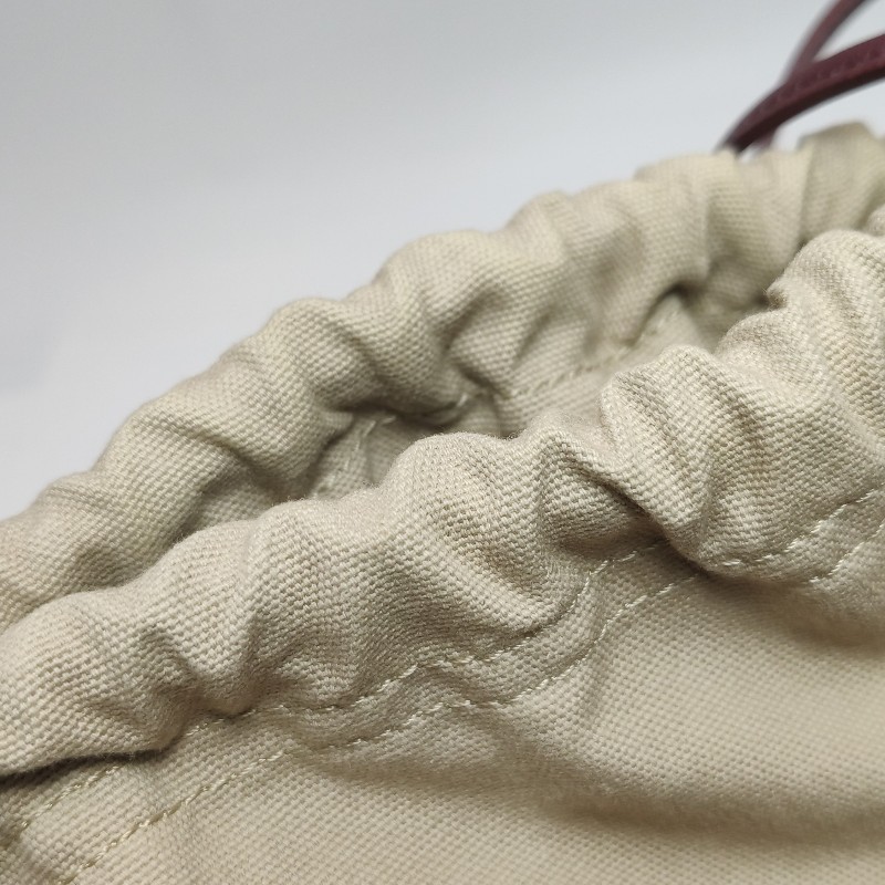 Chloe Roy小號牛皮純色穿孔圓環斜背包-20