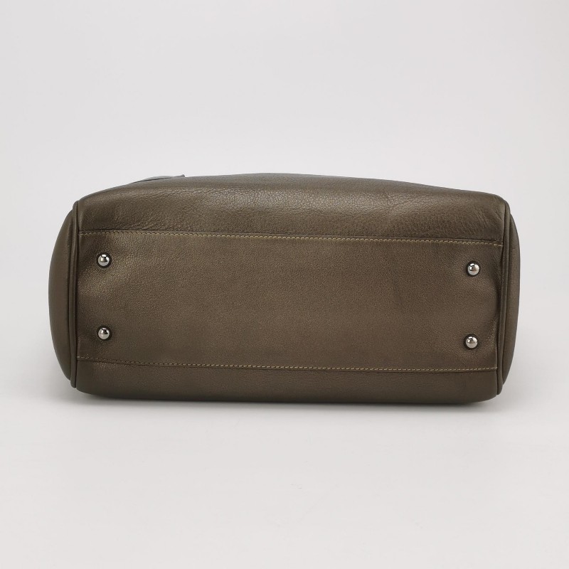 Loewe 牛皮純色字母Logo壓印手提包-5