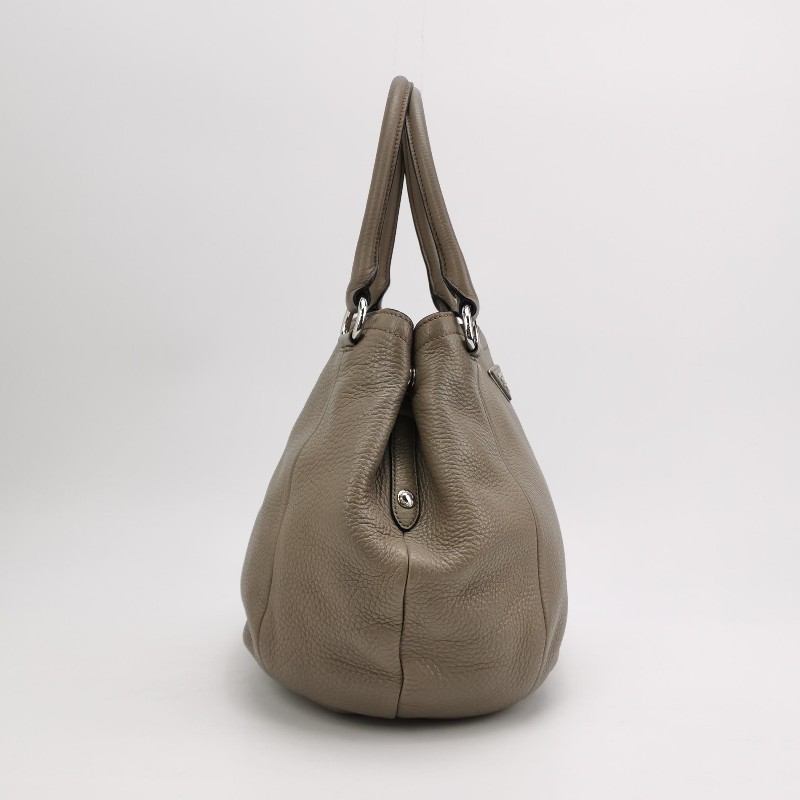 Prada 牛皮純色三角徽標肩背包手提包-2