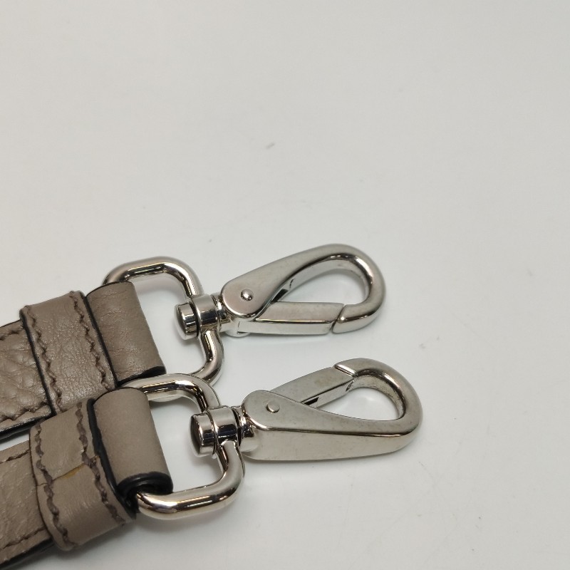 Prada 牛皮純色三角徽標肩背包手提包-12