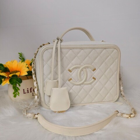 CHANEL 白色荔枝紋 vanity case中號相機包