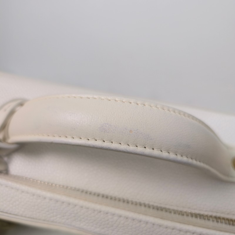 CHANEL 白色荔枝紋 vanity case中號相機包-12