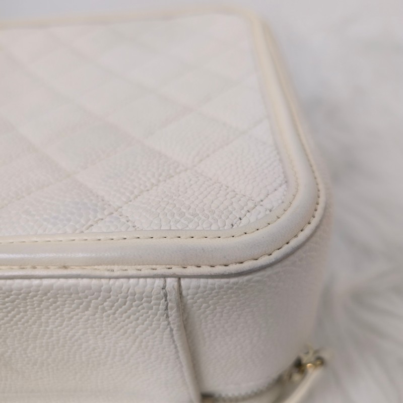CHANEL 白色荔枝紋 vanity case中號相機包-16