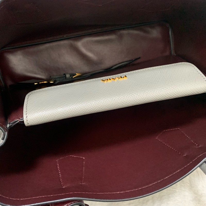 prada doublebag 灰色十字紋 肩背手提 底長32cm-11