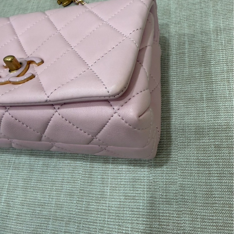 CHANEL香奈兒 新款粉色琺瑯調節扣mini cf羊皮方胖子-9