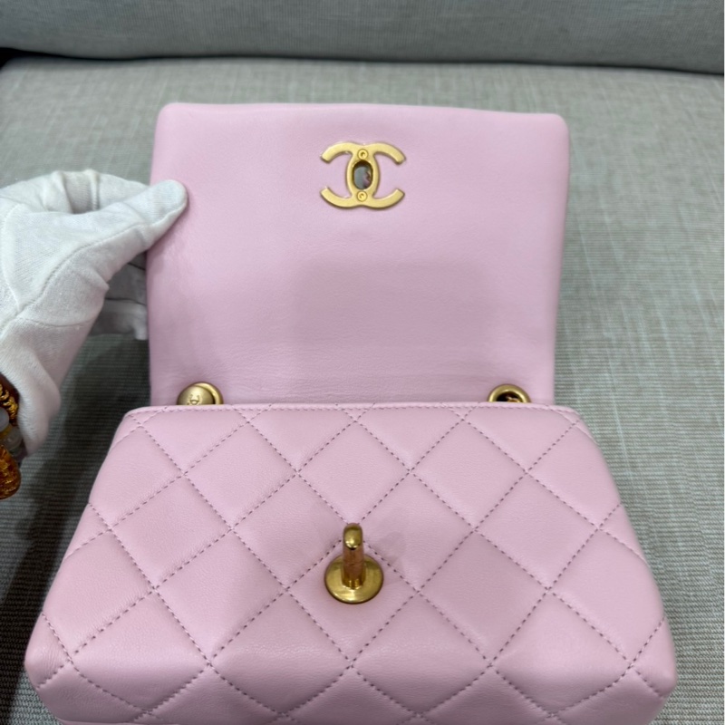 CHANEL香奈兒 新款粉色琺瑯調節扣mini cf羊皮方胖子-21