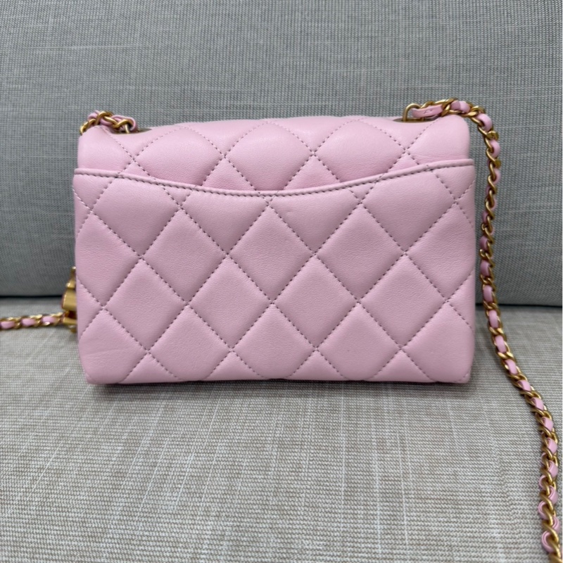 CHANEL香奈兒 新款粉色琺瑯調節扣mini cf羊皮方胖子-29