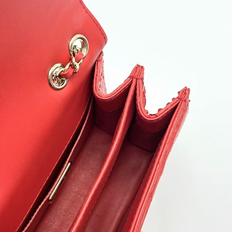 CHANEL 紅金蛇皮鏈條滾邊斜背馬鞍包20*13*7 98新配件塵袋保卡-1