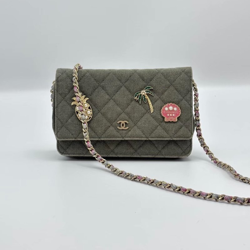 CHANEL 古巴綠woc徽章肩背斜背鏈條包19*13*4 98新配件塵袋-0