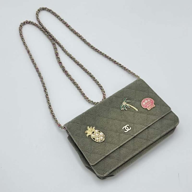 CHANEL 古巴綠woc徽章肩背斜背鏈條包19*13*4 98新配件塵袋-2
