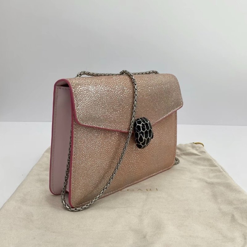 BVLGARI 粉色珍珠魚皮蛇頭斜背鏈條包 20*15*4 99新配件盒子塵袋鏡子-2