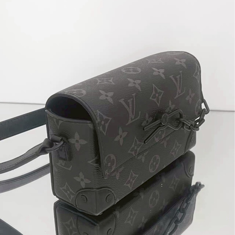 王嘉爾同款😍Lv 黑花mini soft trunk插銷盒子包斜挎單肩包-9