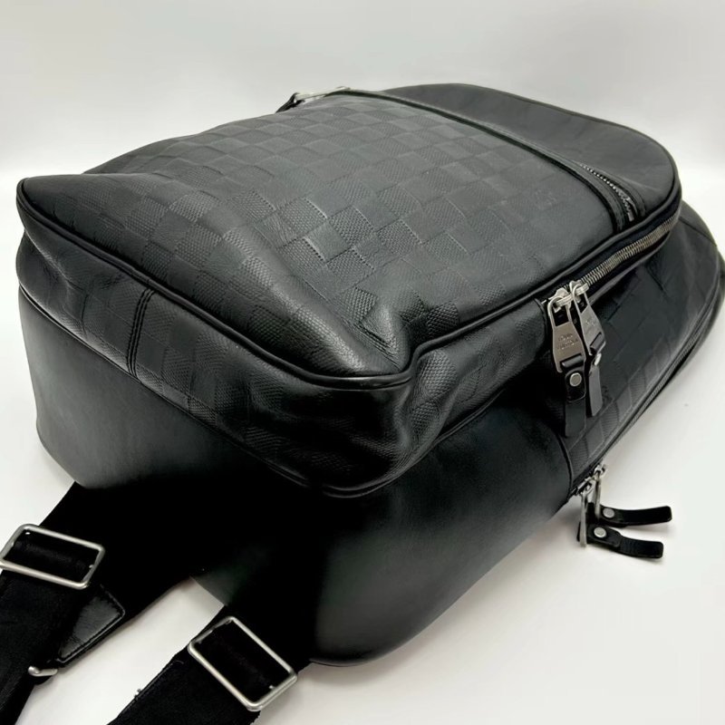 LV 黑色Michael格紋後背包28*45*18 98新-4