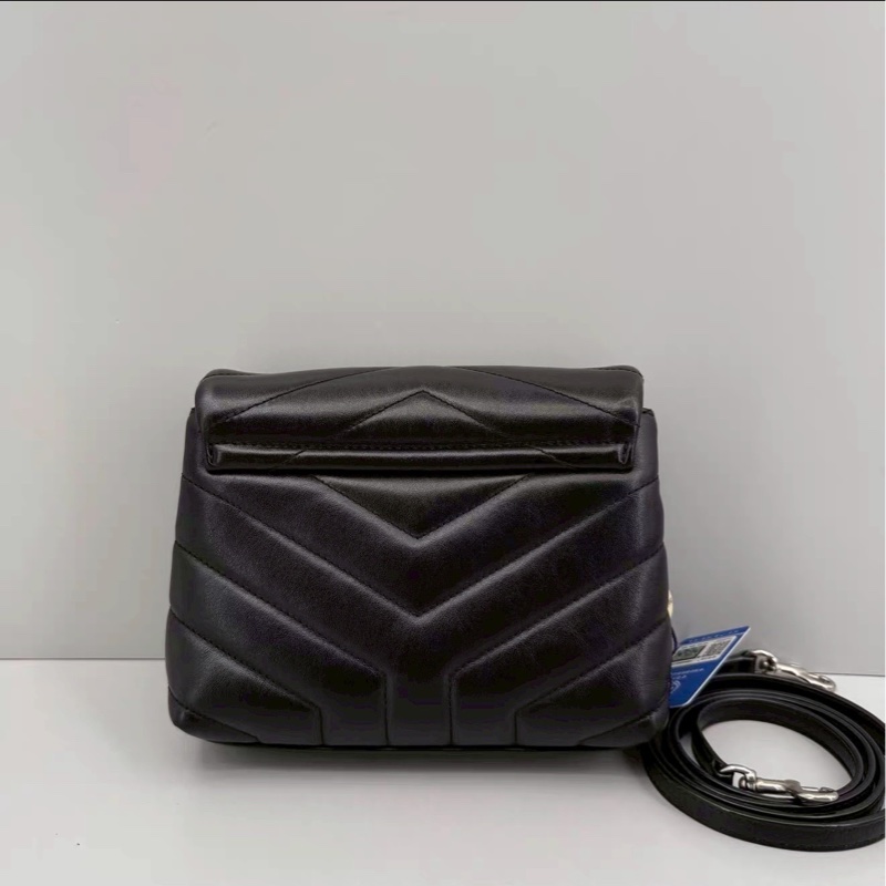 包治百病🥹99新🆕Ysl聖羅蘭黑銀v紋loulou迷你方胖子單肩斜挎包-4