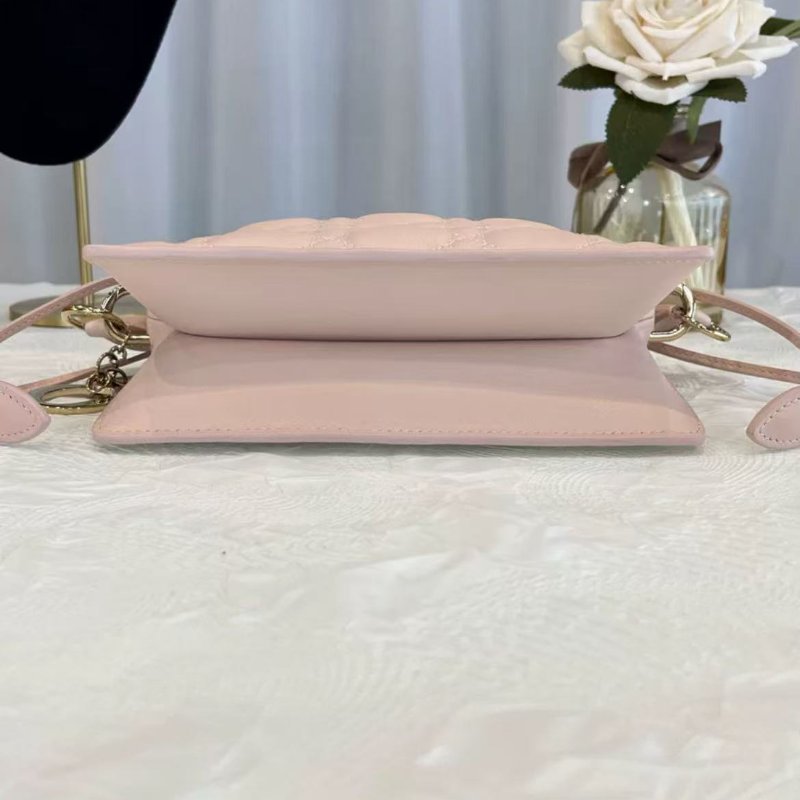 Dior Lady mini 抽繩小福袋手提 99新 19*13*5 配件塵袋-5