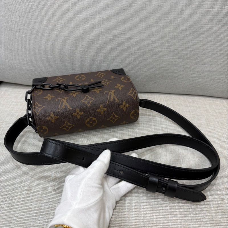 LV M83613 Steamer 經典花紋翻蓋斜背包-19