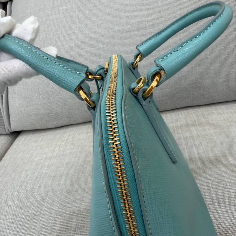 PRADA 貝殼包 手提包 斜背包淺藍色-17