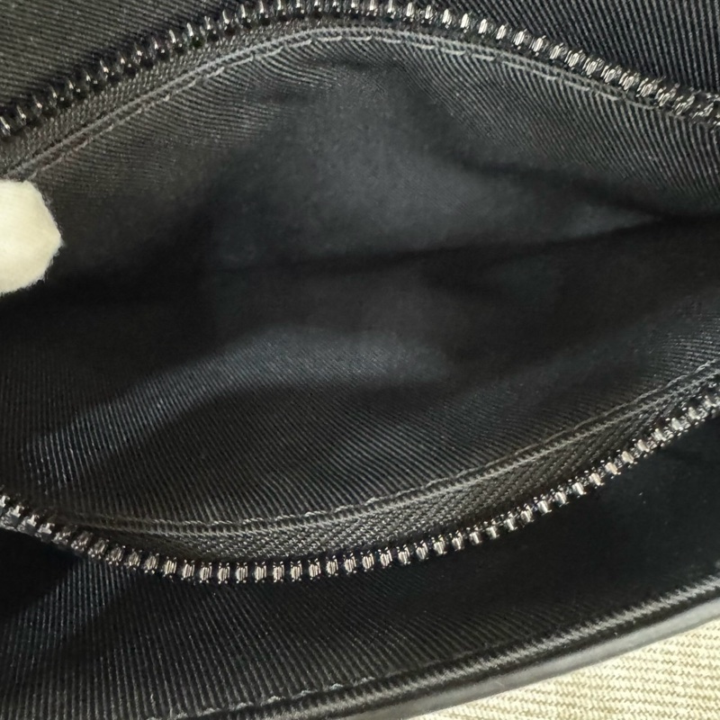 LV M45807 S LOCK系列經典Monogram帆布腰包  手提包  胸口包  肩背包  斜背包  多種佩戴使用方式-25