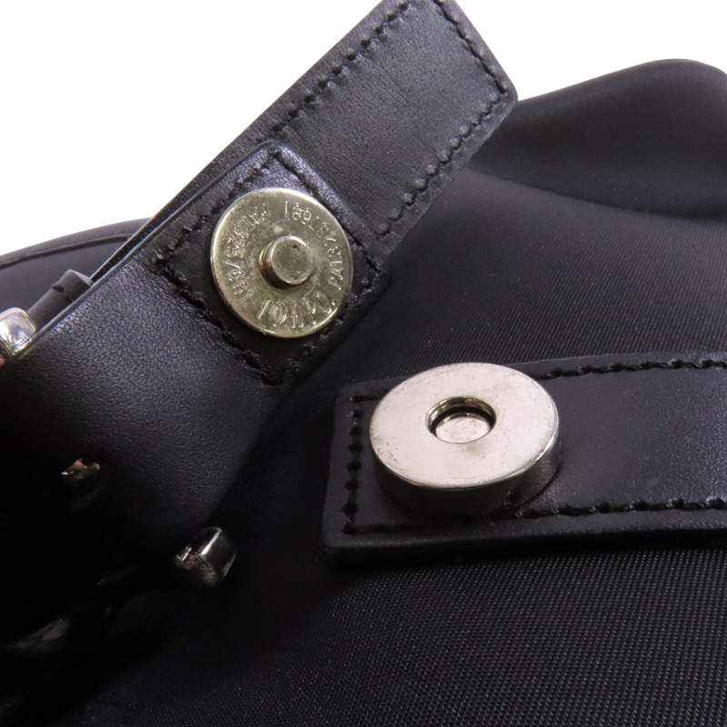 BURBERRY 尼龍Shoulder Bag銀扣肩背袋-9