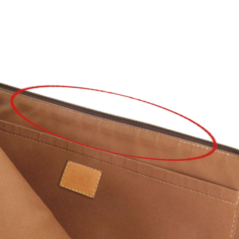 LOUIS VUITTON Monogram Etui Voyage GM金扣手拿包-13