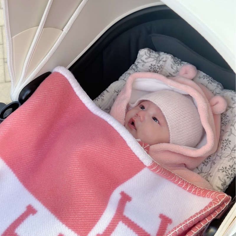 HERMES 愛馬仕 Avalon 幾何圖案 棋盤格 嬰兒蓋毯 薄毯 蓋毯 冷氣毯 空調毯-6