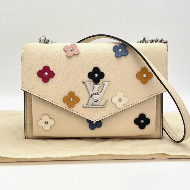 LV Lock me系列限量花朵肩背斜背鏈條包 22.5*15*8 98新配件塵袋-0