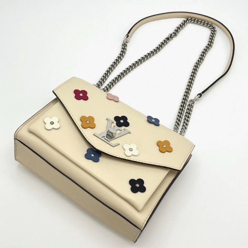 LV Lock me系列限量花朵肩背斜背鏈條包 22.5*15*8 98新配件塵袋-1