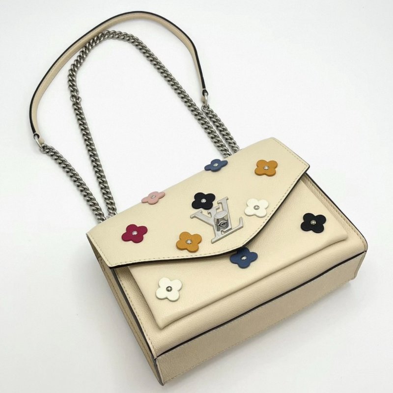 LV Lock me系列限量花朵肩背斜背鏈條包 22.5*15*8 98新配件塵袋-2