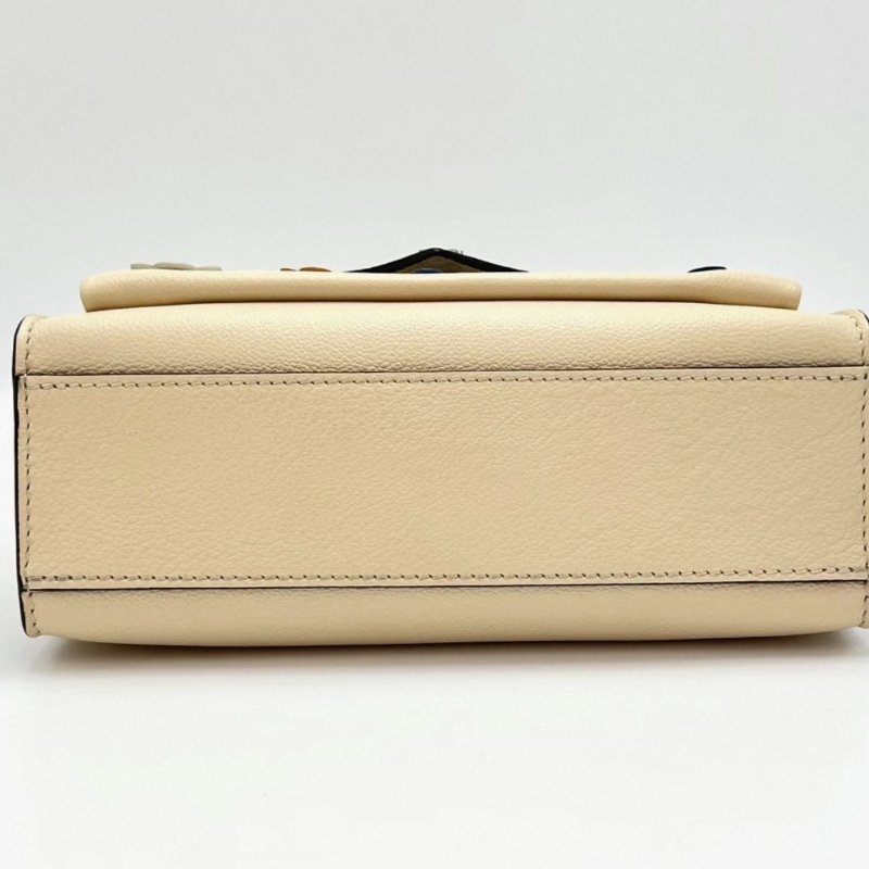 LV Lock me系列限量花朵肩背斜背鏈條包 22.5*15*8 98新配件塵袋-3