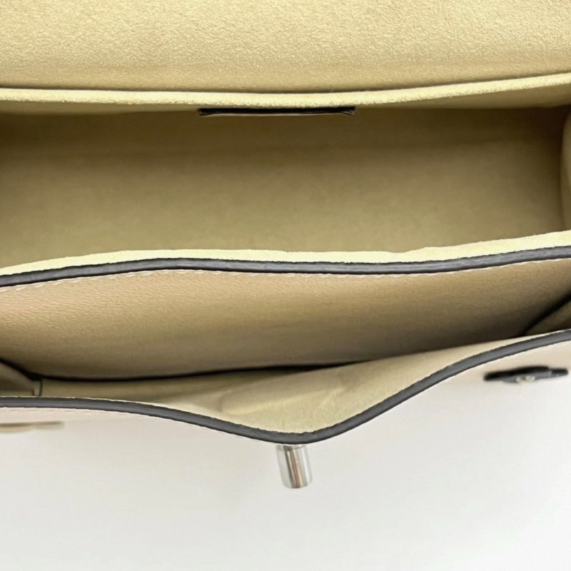 LV Lock me系列限量花朵肩背斜背鏈條包 22.5*15*8 98新配件塵袋-5