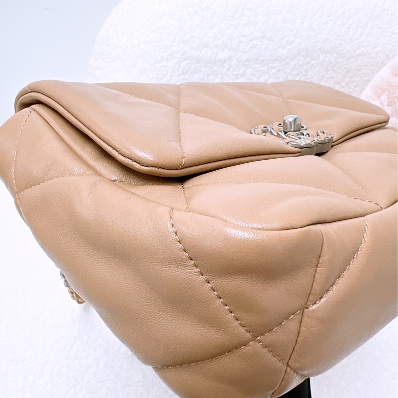 Chanel 19 小號奶茶棕-3