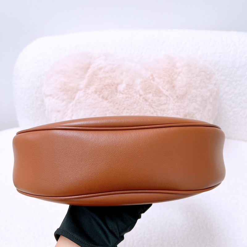 Celine ava triomphe 棕色凱旋門腋下包-1