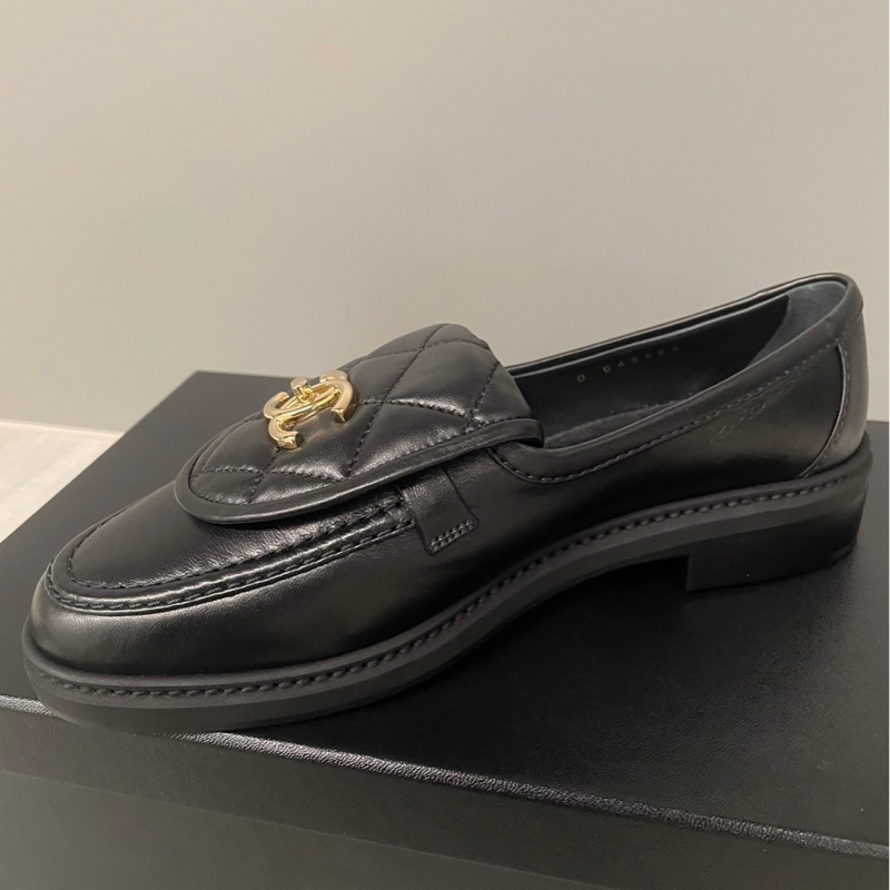 全新 Chanel 樂福鞋 37.5-10