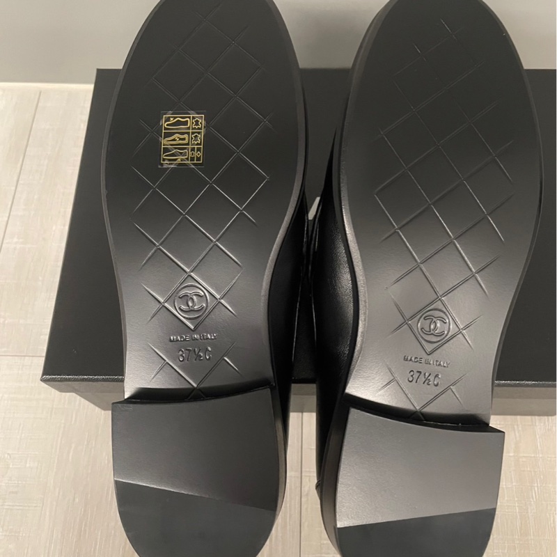 全新 Chanel 樂福鞋 37.5-11