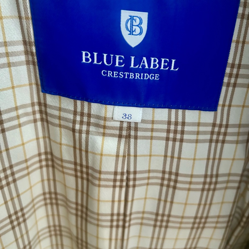 Burberry Blue label crestbridge 卡其色羊毛大衣-3