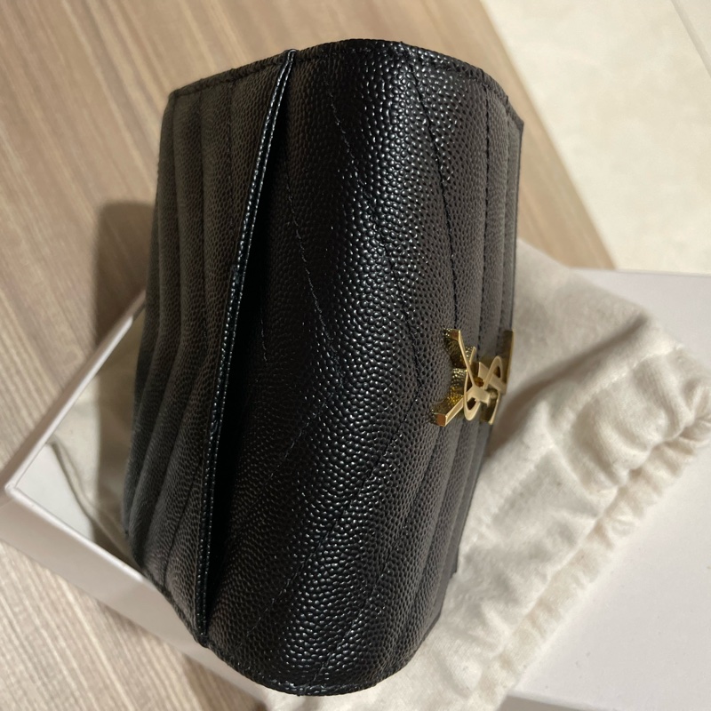 YSL魚子醬牛皮金色LOGO三摺短夾-11