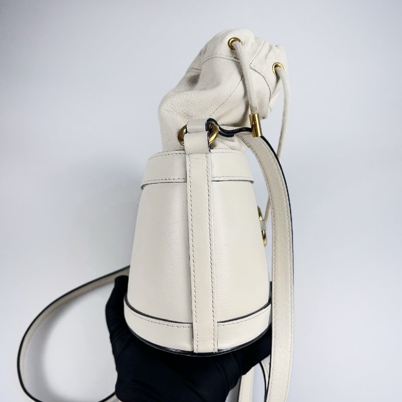 GUCCI 白色1955抽繩水桶包-3