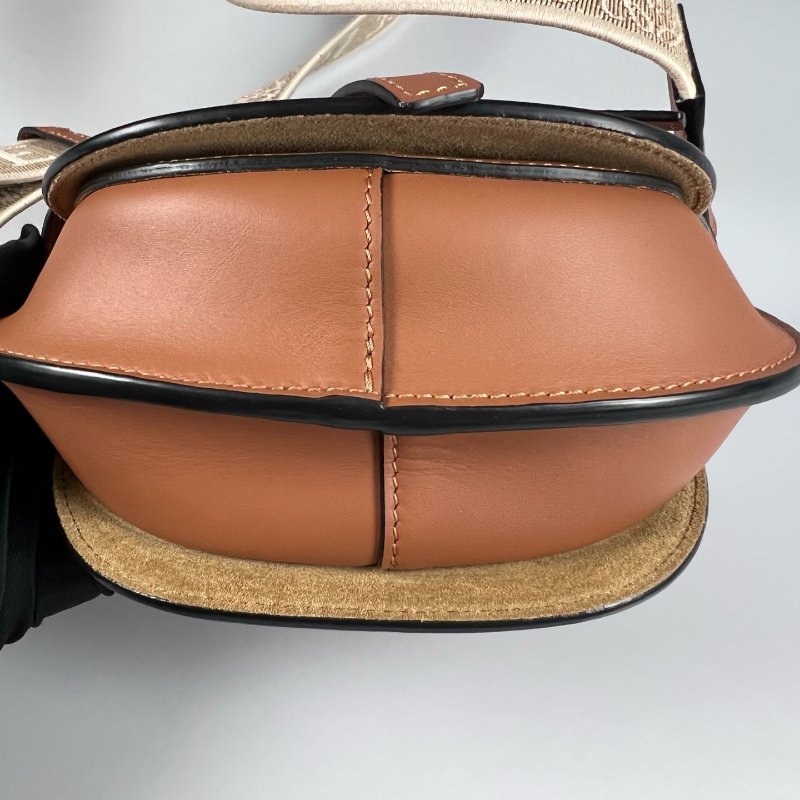 LOEWE GATE  MINI咖色新版-4