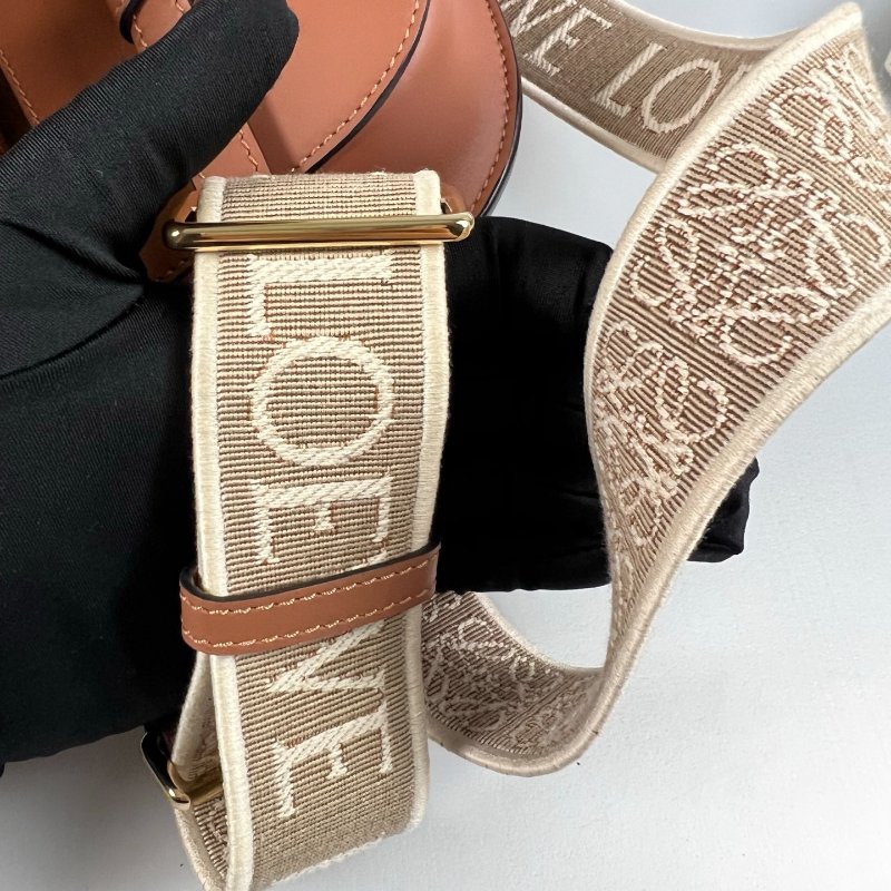 LOEWE GATE  MINI咖色新版-7