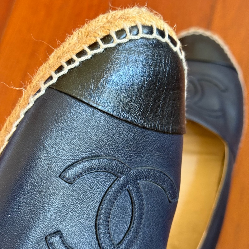 Chanel 二手深藍&黑小羊皮 鉛筆鞋 尺寸：38-2