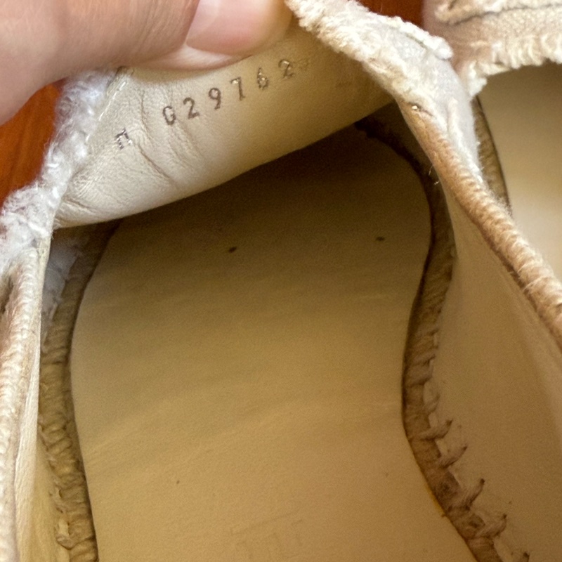 Chanel 二手白色丹寧布鉛筆鞋 尺寸：37-37