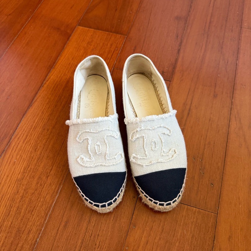 Chanel 二手白色丹寧布鉛筆鞋 尺寸：37-42