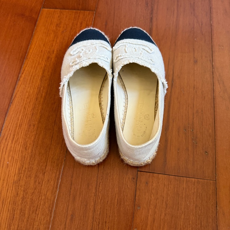 Chanel 二手白色丹寧布鉛筆鞋 尺寸：37-43