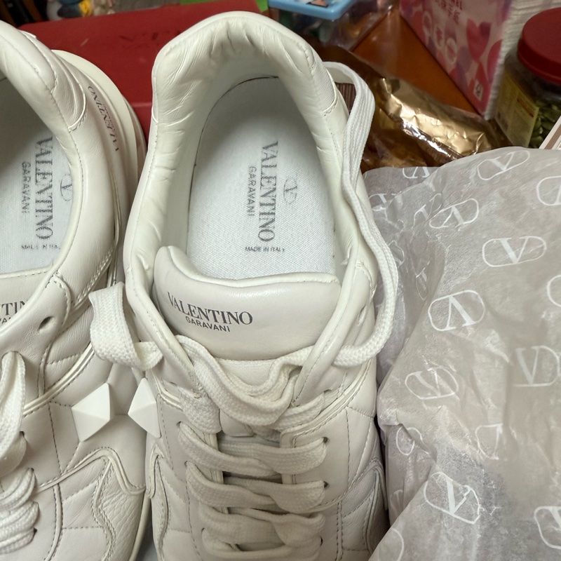 Valentino one stud-3