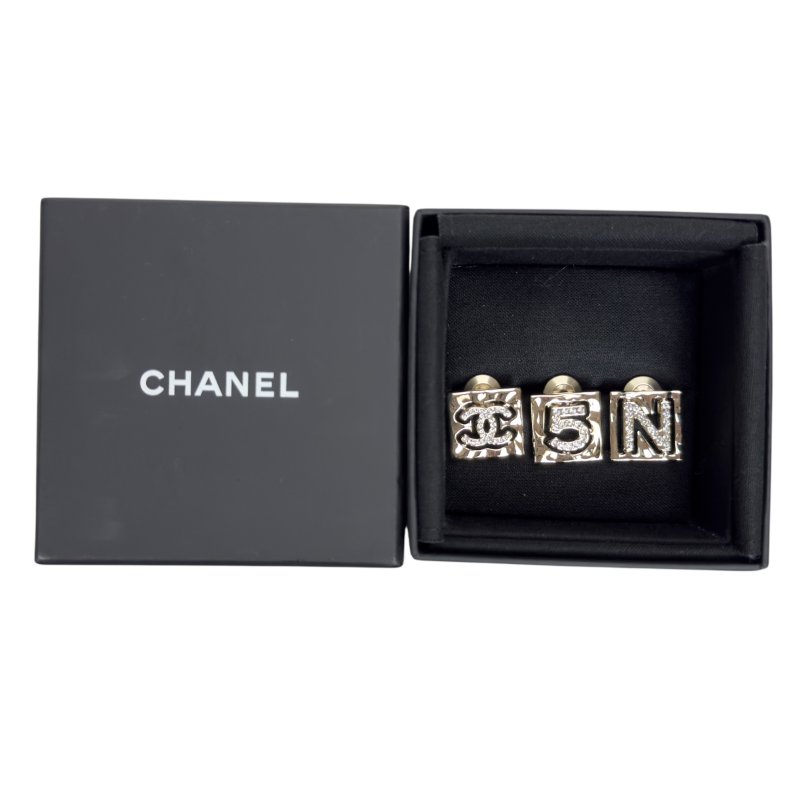 CHANEL CC 水鑽 *一套3個* 扣針組合-11