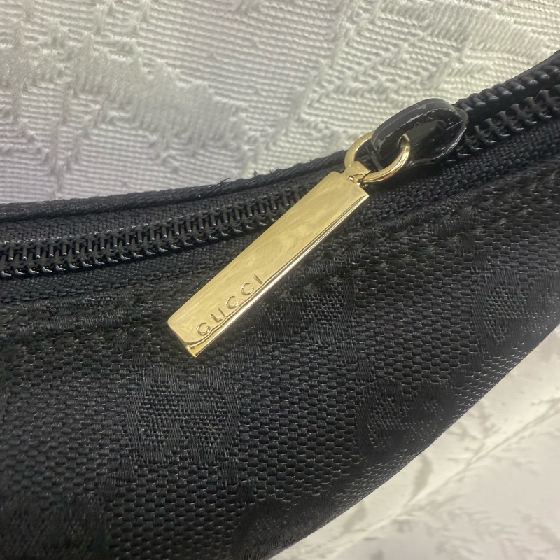 Gucci Handbag 手提腋下半月包-13