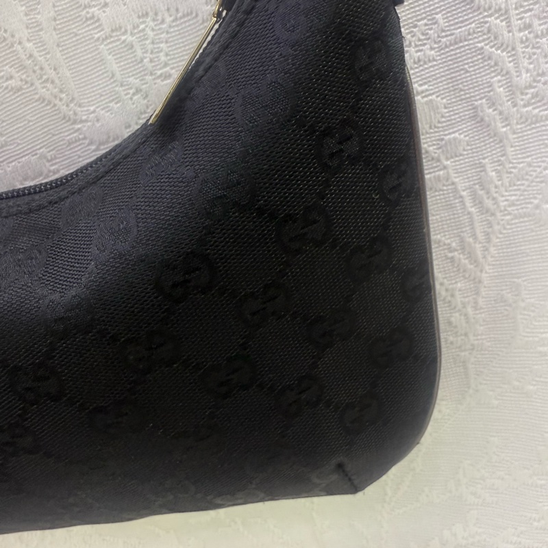 Gucci Handbag 手提腋下半月包-15