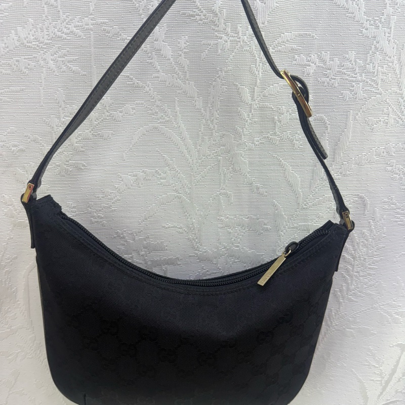 Gucci Handbag 手提腋下半月包-16